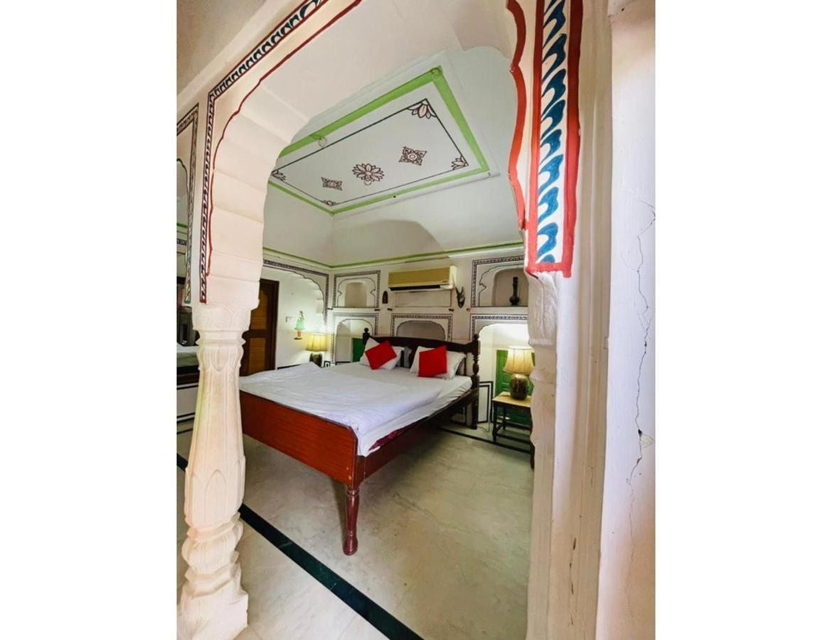 Ferienwohnung Singhasan Haveli, Mandāwa Exterior foto