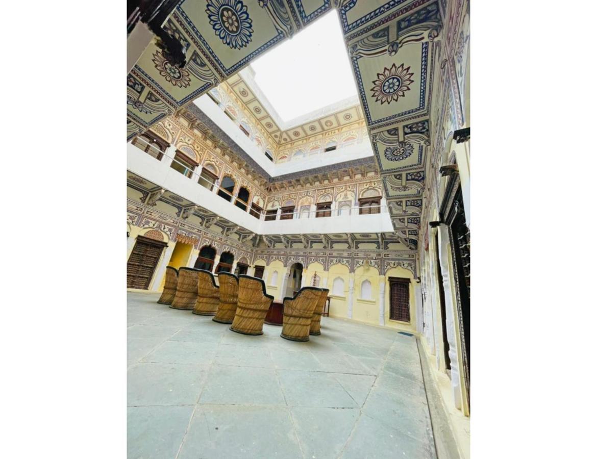 Ferienwohnung Singhasan Haveli, Mandāwa Exterior foto