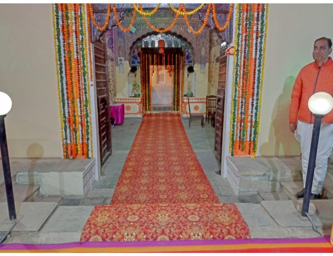 Ferienwohnung Singhasan Haveli, Mandāwa Exterior foto